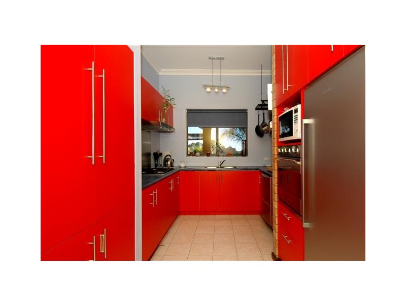 195 Lewis Road, Forrestfield WA 6058