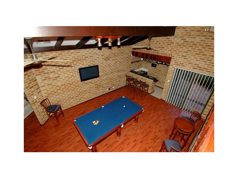 195 Lewis Road, Forrestfield WA 6058