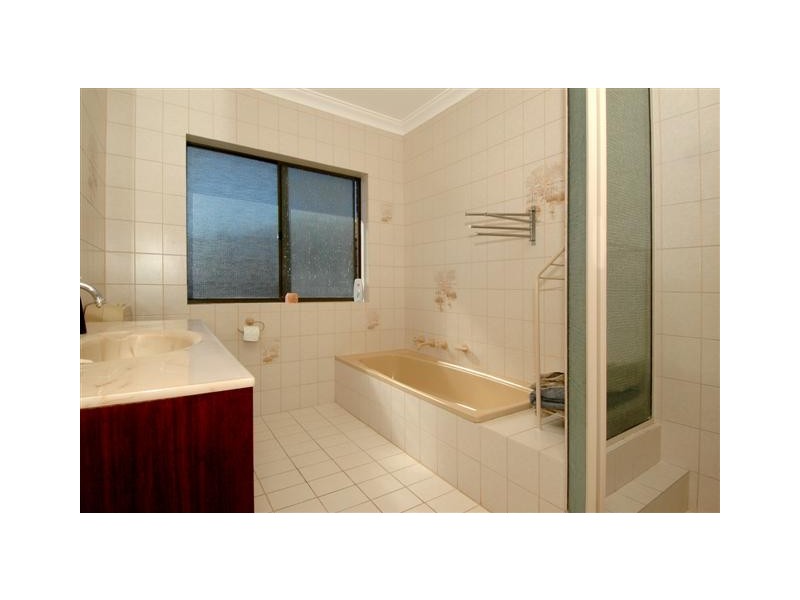 195 Lewis Road, Forrestfield WA 6058