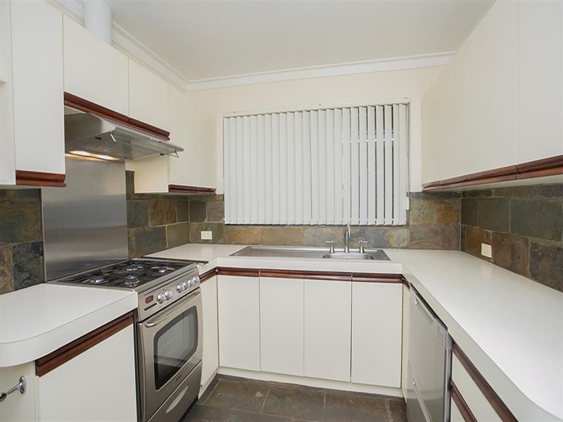 81 Temby Avenue, Kalamunda WA 6076