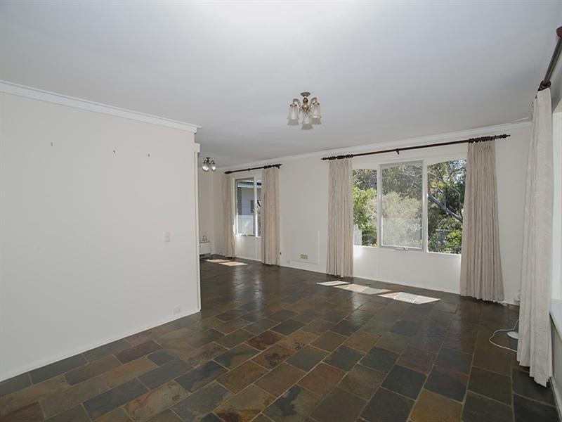 81 Temby Avenue, Kalamunda WA 6076