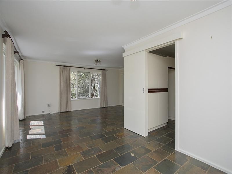 81 Temby Avenue, Kalamunda WA 6076