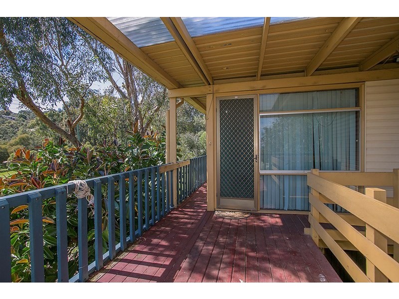 20 Sherborne Road, Gooseberry Hill WA 6076