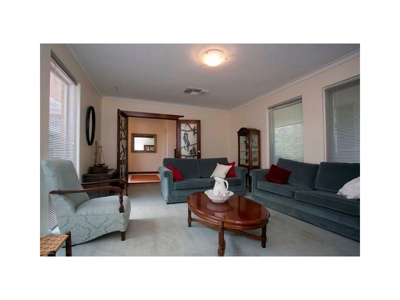 62 Valencia Road, Carmel WA 6076