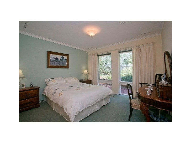 62 Valencia Road, Carmel WA 6076