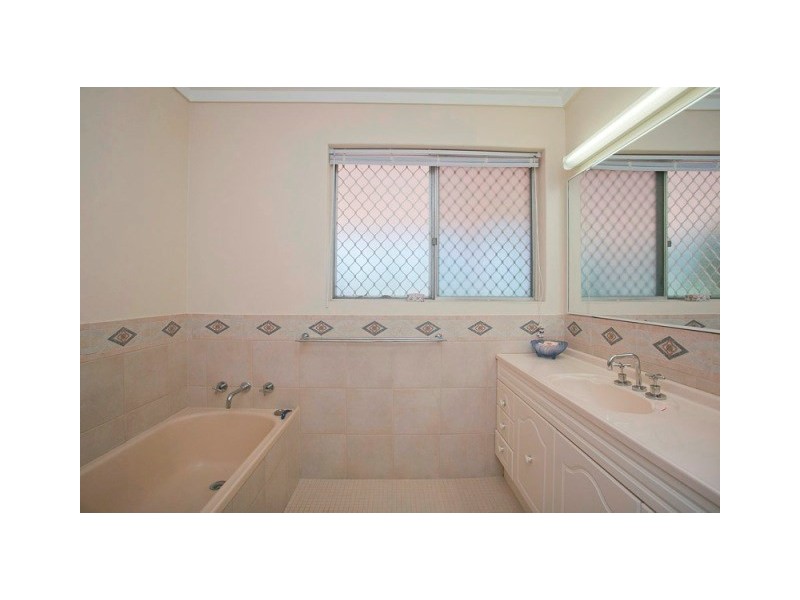 62 Valencia Road, Carmel WA 6076