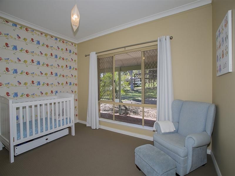 35 John Farrant Drive, Gooseberry Hill WA 6076