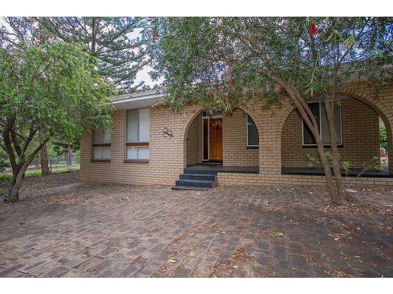 29 McRae Road, Kalamunda WA 6076