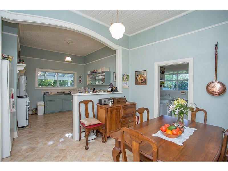 12 Parke Road, Gooseberry Hill WA 6076