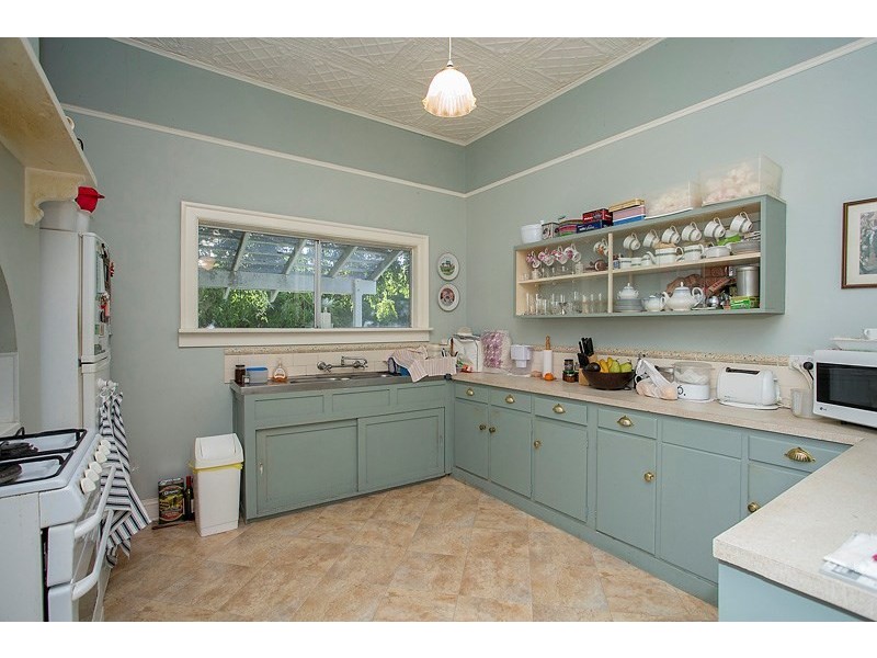 12 Parke Road, Gooseberry Hill WA 6076