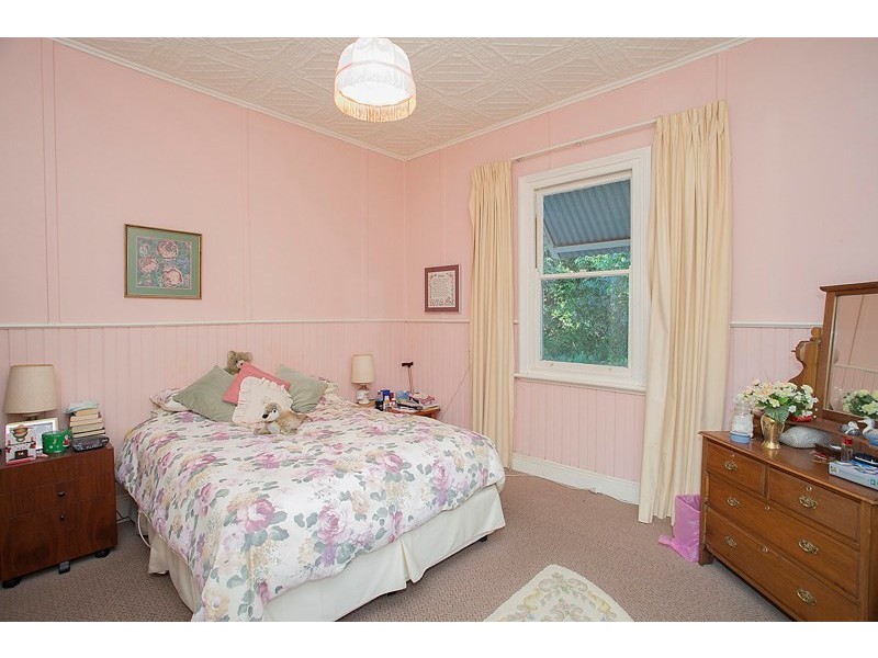 12 Parke Road, Gooseberry Hill WA 6076