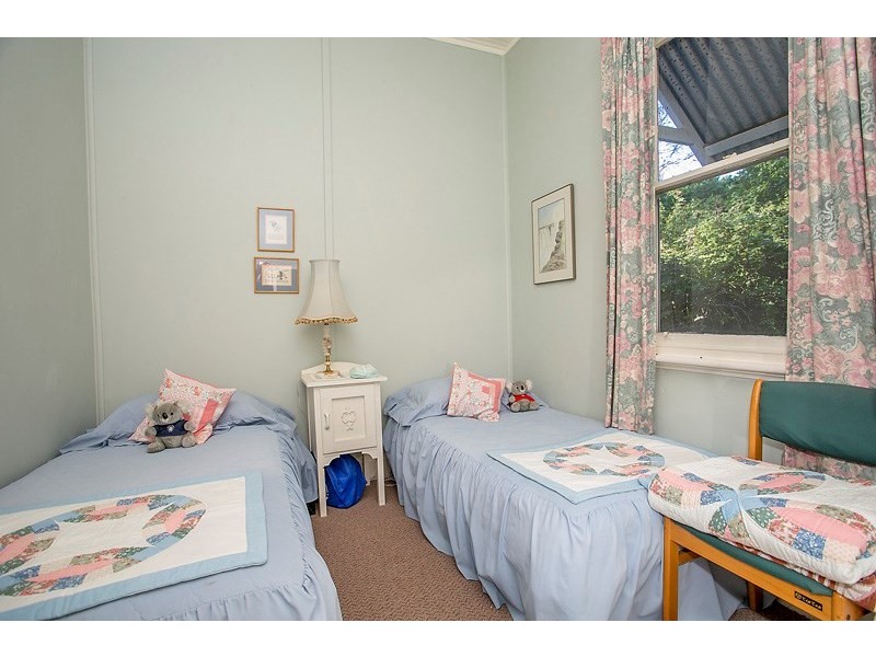 12 Parke Road, Gooseberry Hill WA 6076