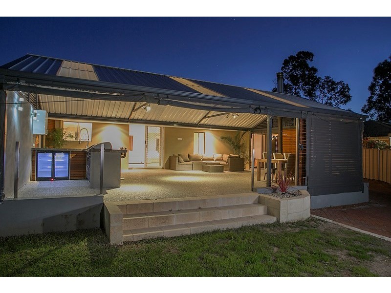 30 Glyde Road, Lesmurdie WA 6076