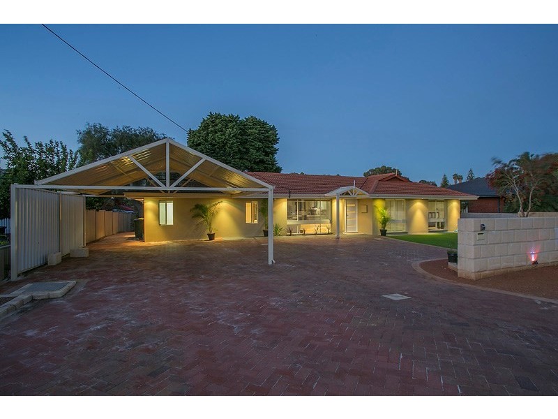 30 Glyde Road, Lesmurdie WA 6076