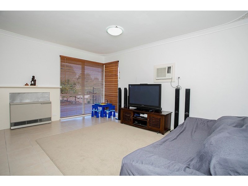 9 Crestview Crescent, Kalamunda WA 6076
