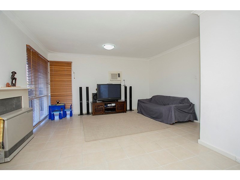 9 Crestview Crescent, Kalamunda WA 6076