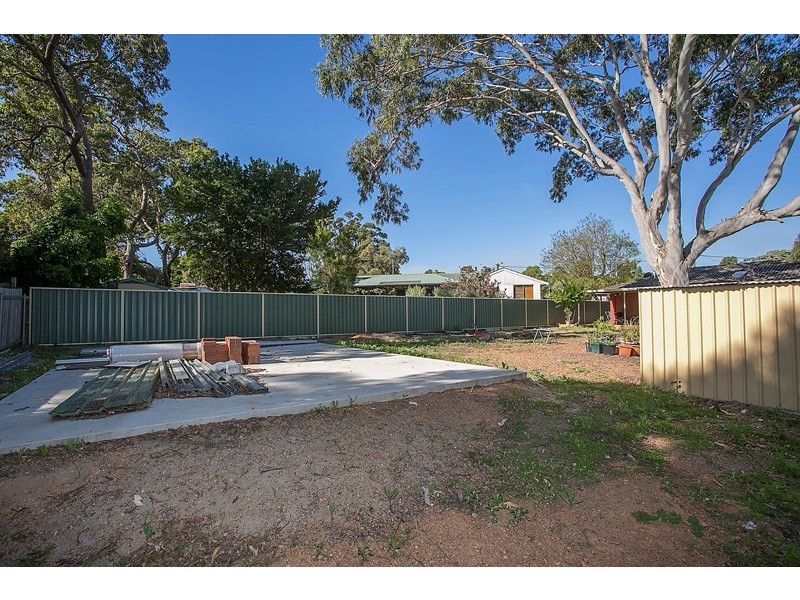 9 Crestview Crescent, Kalamunda WA 6076