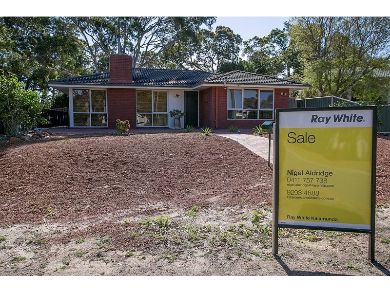 9 Crestview Crescent, Kalamunda WA 6076