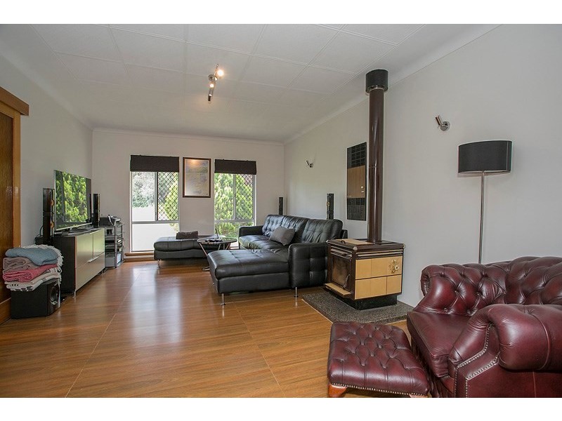 35 Orangedale Road, Lesmurdie WA 6076