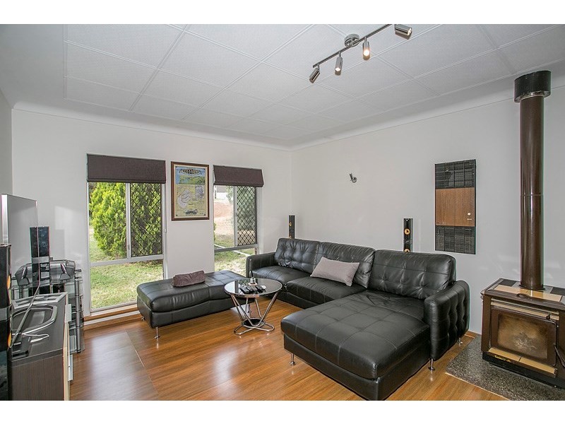 35 Orangedale Road, Lesmurdie WA 6076