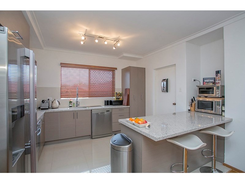 35 Orangedale Road, Lesmurdie WA 6076