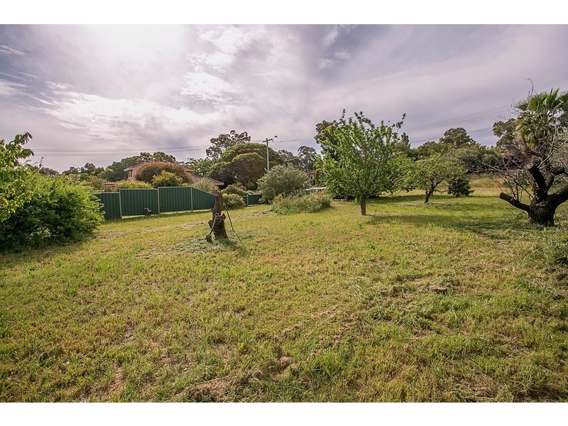 35 Orangedale Road, Lesmurdie WA 6076