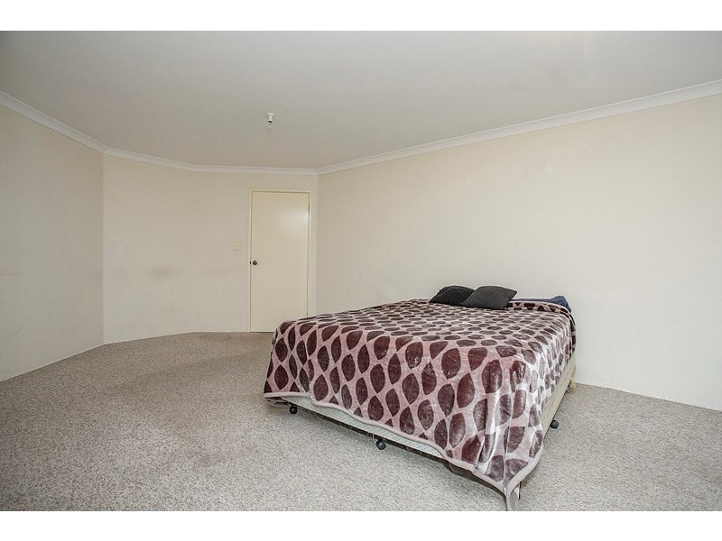 37 Myerson Crescent, Maida Vale WA 6057