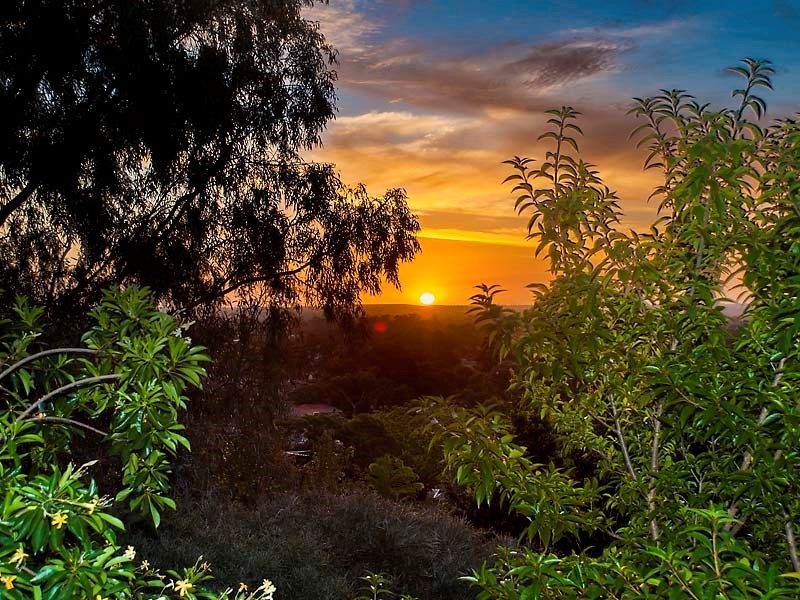 28 Derry Avenue, Mount Nasura WA 6112