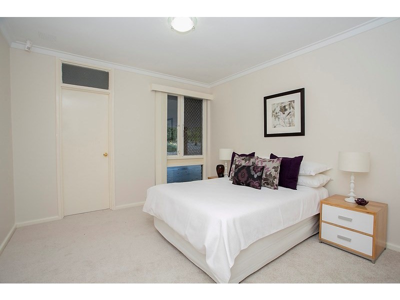 4 Ashurst Drive, Lesmurdie WA 6076