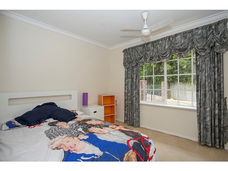 73 Falls Road, Lesmurdie WA 6076