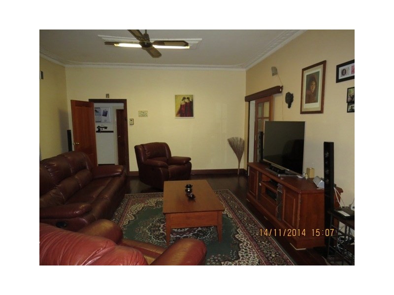 24 Banksia Road, Walliston WA 6076