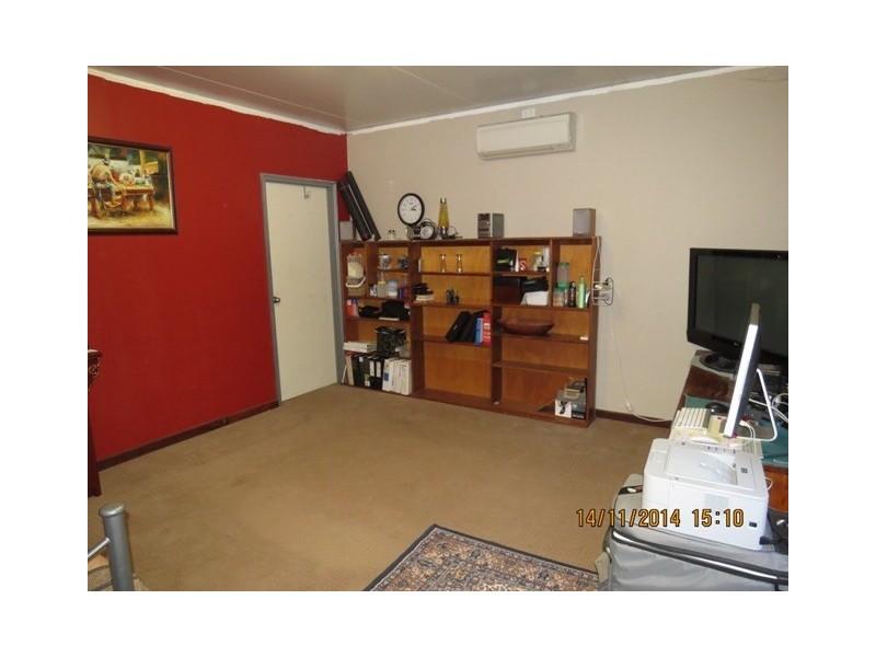 24 Banksia Road, Walliston WA 6076