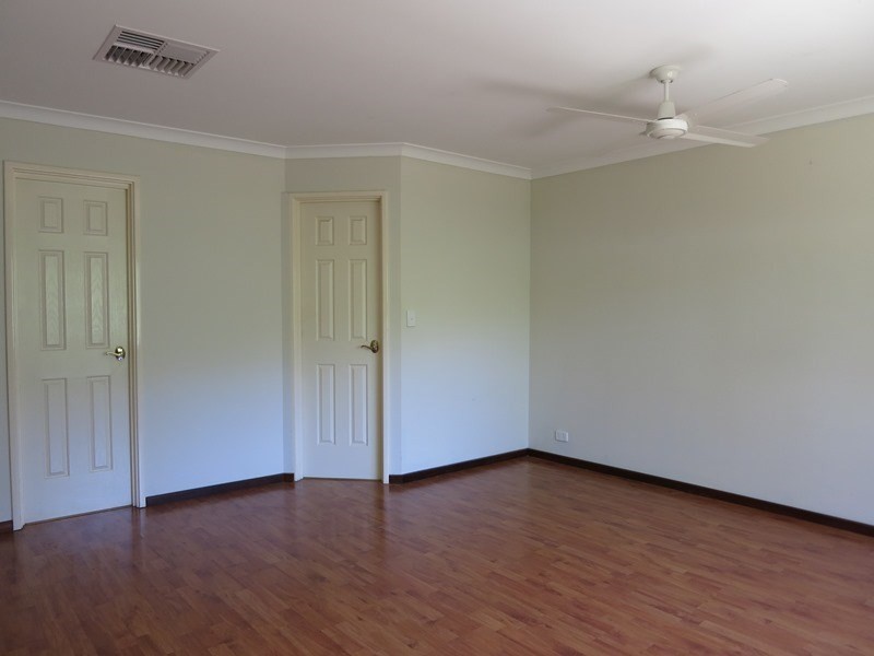 35 Palmateer Drive, Carmel WA 6076