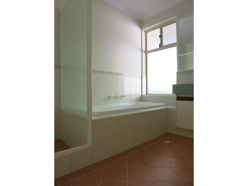 35 Palmateer Drive, Carmel WA 6076