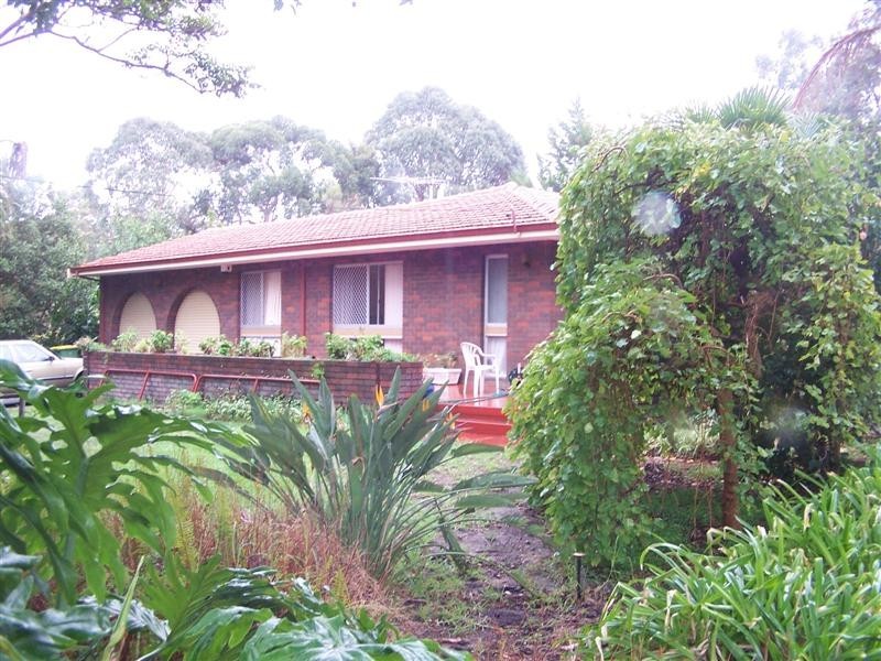 232 Grove Road, Lesmurdie WA 6076