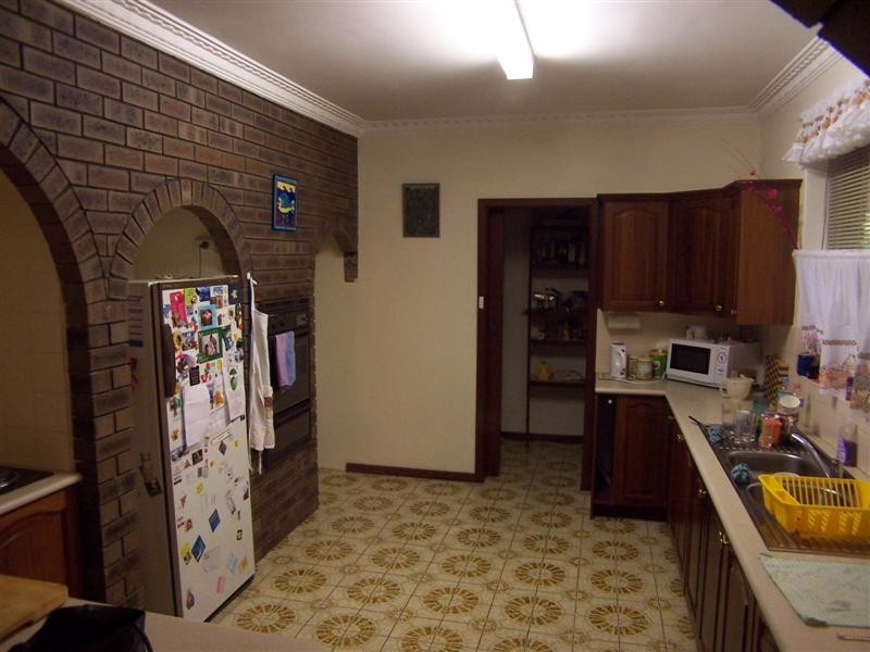 232 Grove Road, Lesmurdie WA 6076