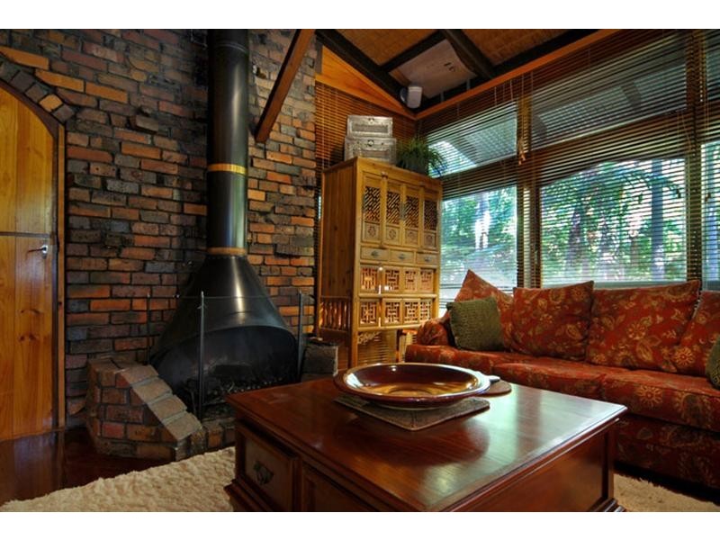 66 Spring Road, Kalamunda WA 6076