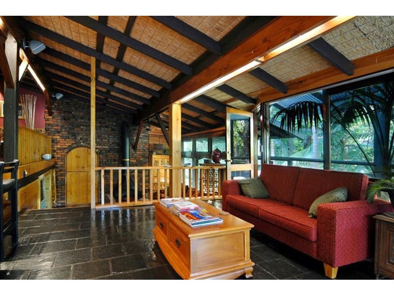 66 Spring Road, Kalamunda WA 6076