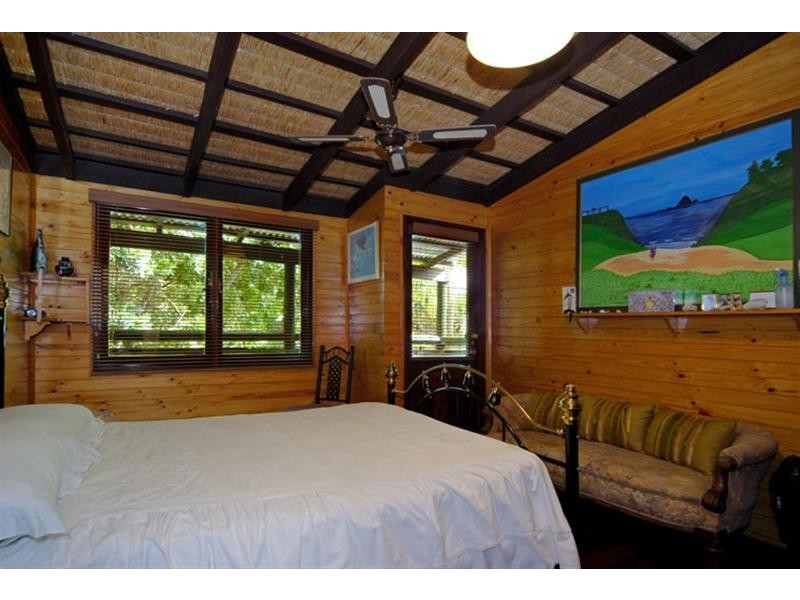 66 Spring Road, Kalamunda WA 6076