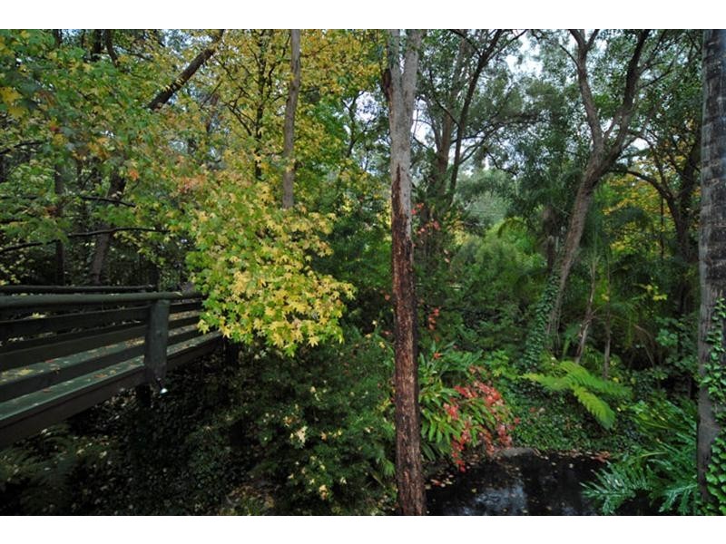 66 Spring Road, Kalamunda WA 6076