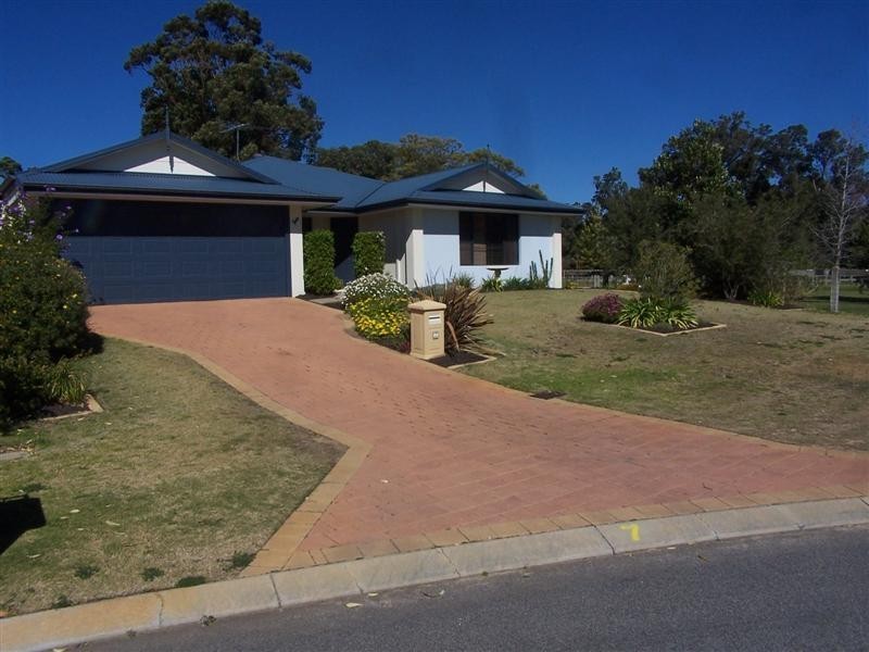 7 Jubata Court, Maida Vale WA 6057