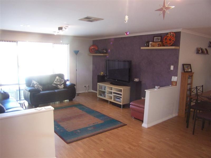 7 Jubata Court, Maida Vale WA 6057