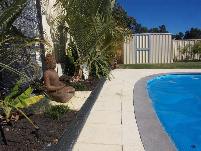 7 Jubata Court, Maida Vale WA 6057