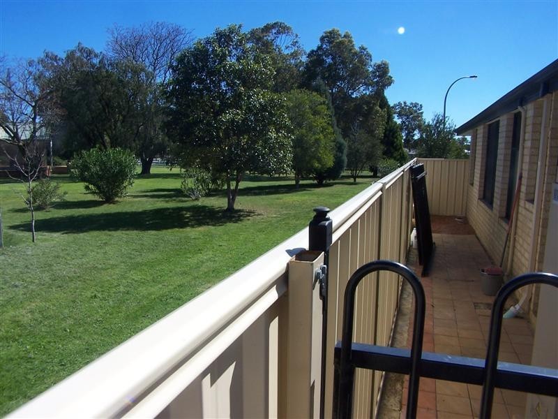 7 Jubata Court, Maida Vale WA 6057