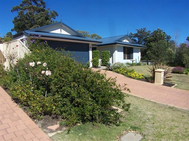 7 Jubata Court, Maida Vale WA 6057