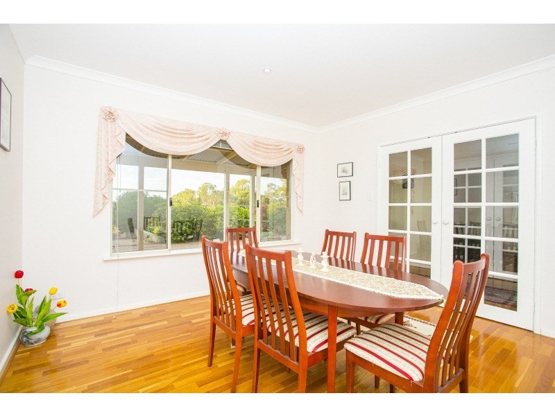 315 Holmes Road, Forrestfield WA 6058