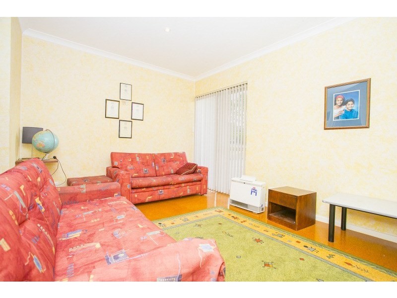 315 Holmes Road, Forrestfield WA 6058