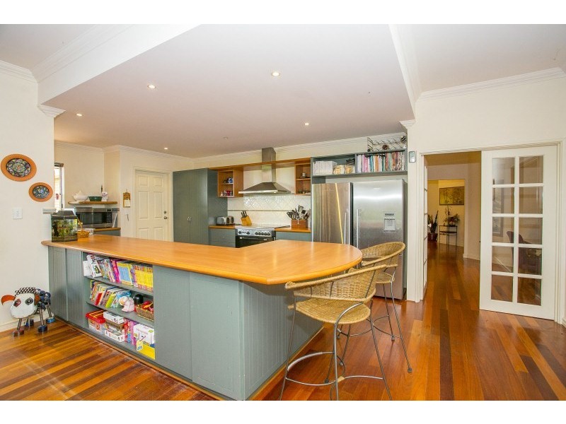 12 Lawnbrook Road East, Bickley WA 6076