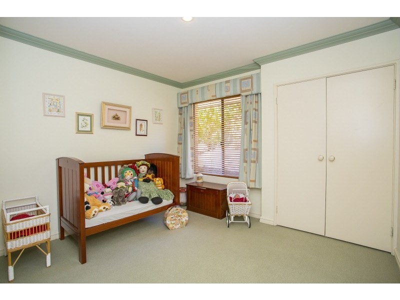 12 Lawnbrook Road East, Bickley WA 6076