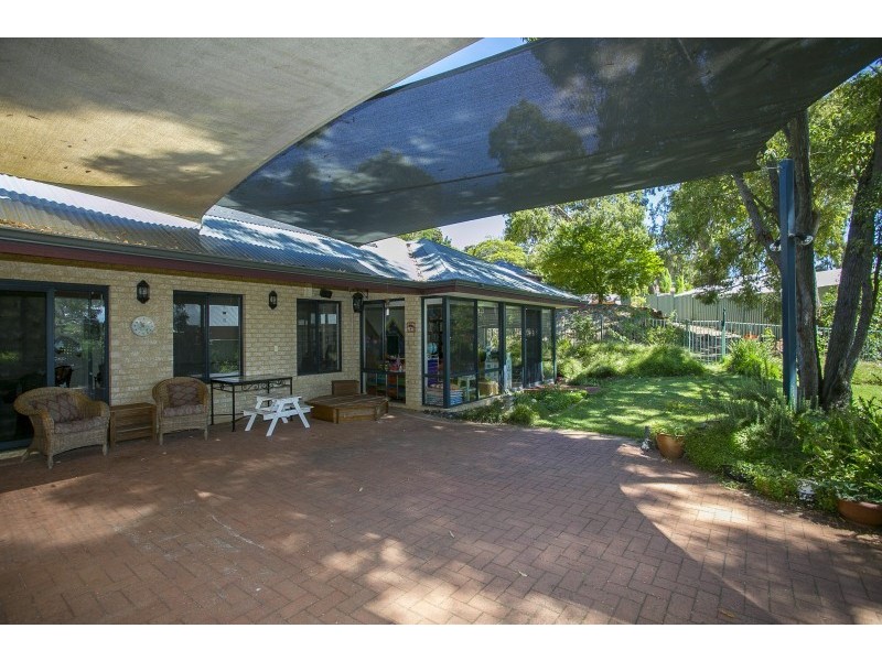 12 Lawnbrook Road East, Bickley WA 6076